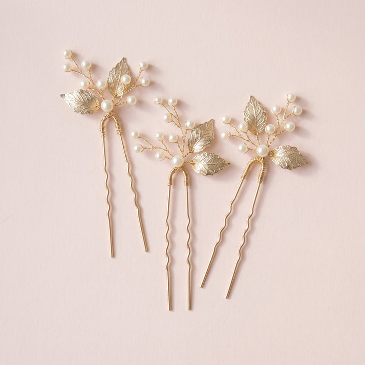 Accessoire cheveux de mariée HA225391 sur fond rose clair