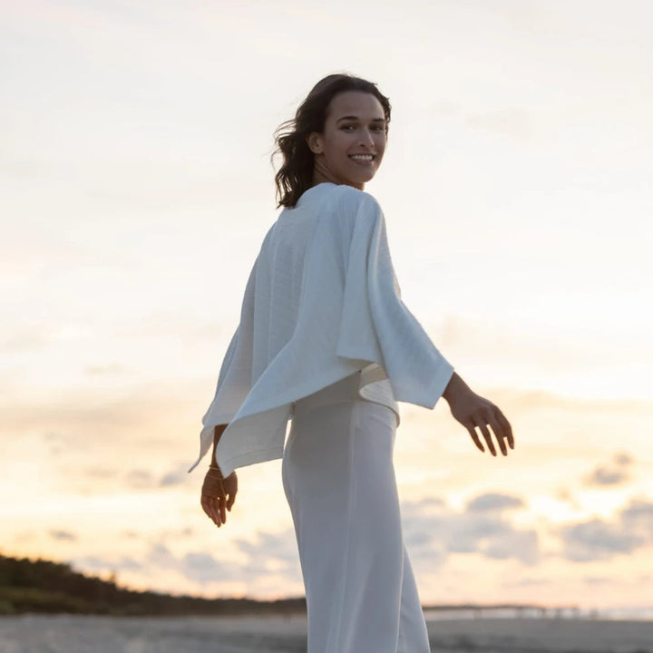 Étole de mariée Erin SW15 maille torsadée à passer au cou Novias vue 3