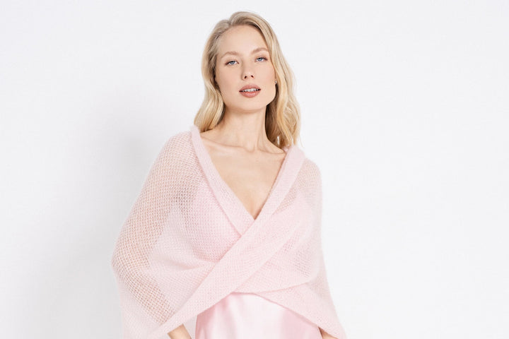 Étole de mariée Magnolia – mohair superkid, ivoire WOOL HOUSE