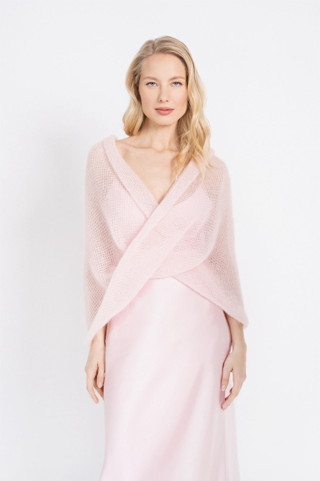 Étole de mariée Magnolia – mohair superkid, ivoire WOOL HOUSE