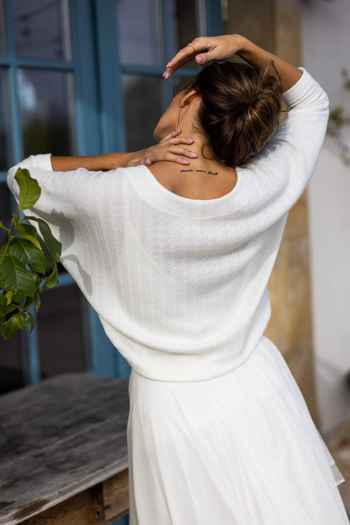 Gilet de mariée Tessa SW12 maille cache-cœur ouvert devant Novias vue 2