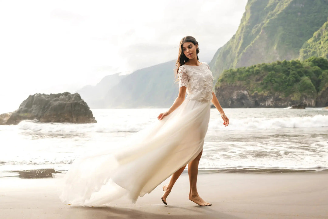 HAUT DE MARIÉE DENTELLE PAPILLON 3D - MERCEDES BK135 Novias