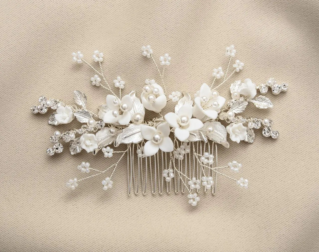 HC0319 – GRAND PEIGNE MARIÉE FLEURS BLANCHES PERLES G.Westerleigh