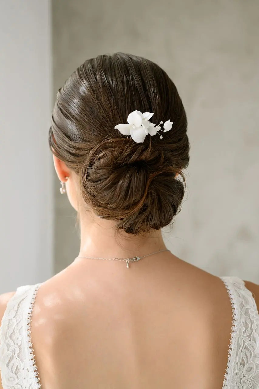 HC0435 – PETIT PEIGNE MARIÉE FLEURS ET PERLES G.Westerleigh