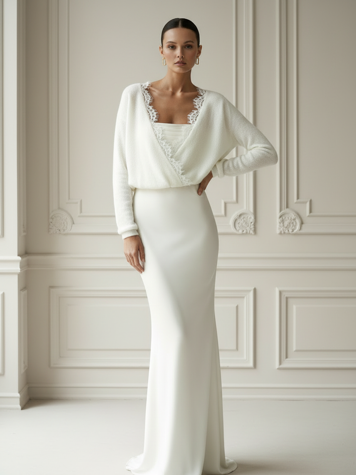 Pull de mariée ivoire, col drapé et ceinture à la taille, vue de face