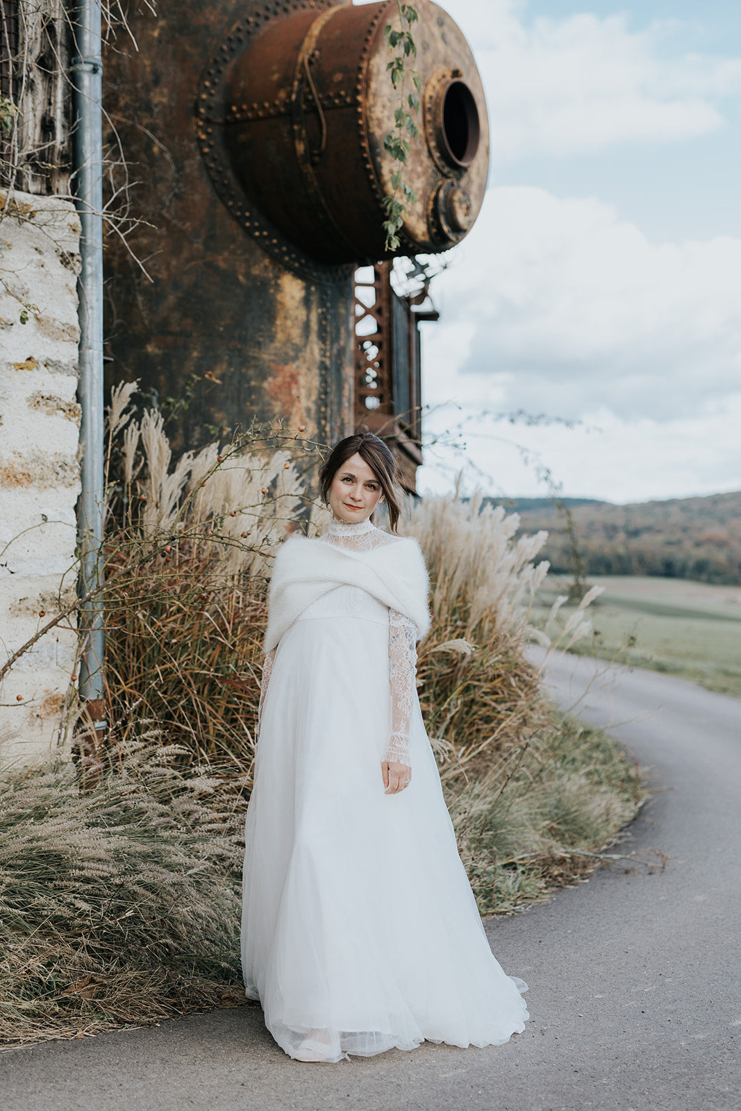 ÉTOLE OLIVIA EN ANGORA - PARFAITE POUR MARIAGE D'HIVER & APRÈS