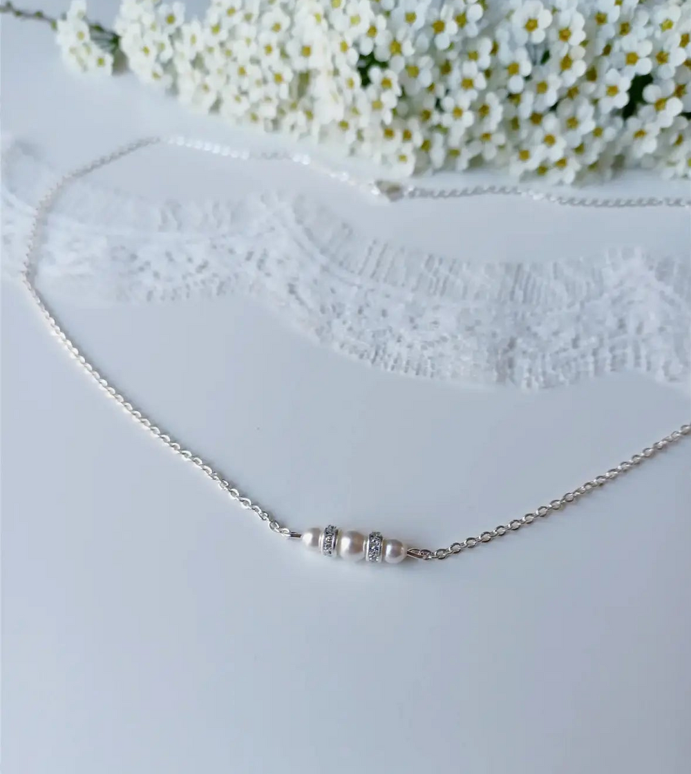 LIERRE – COLLIER DE DOS NU MARIÉE 2 EN 1 PERLES NACRÉES & FEUILLES – OR OU ARGENT L'atelier du 6