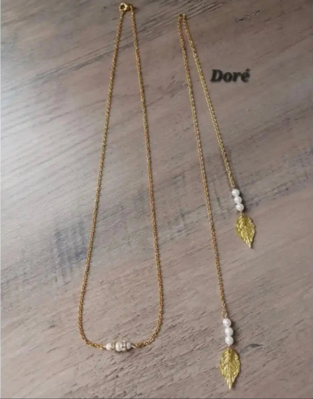LIERRE – COLLIER DE DOS NU MARIÉE 2 EN 1 PERLES NACRÉES & FEUILLES – OR OU ARGENT L'atelier du 6