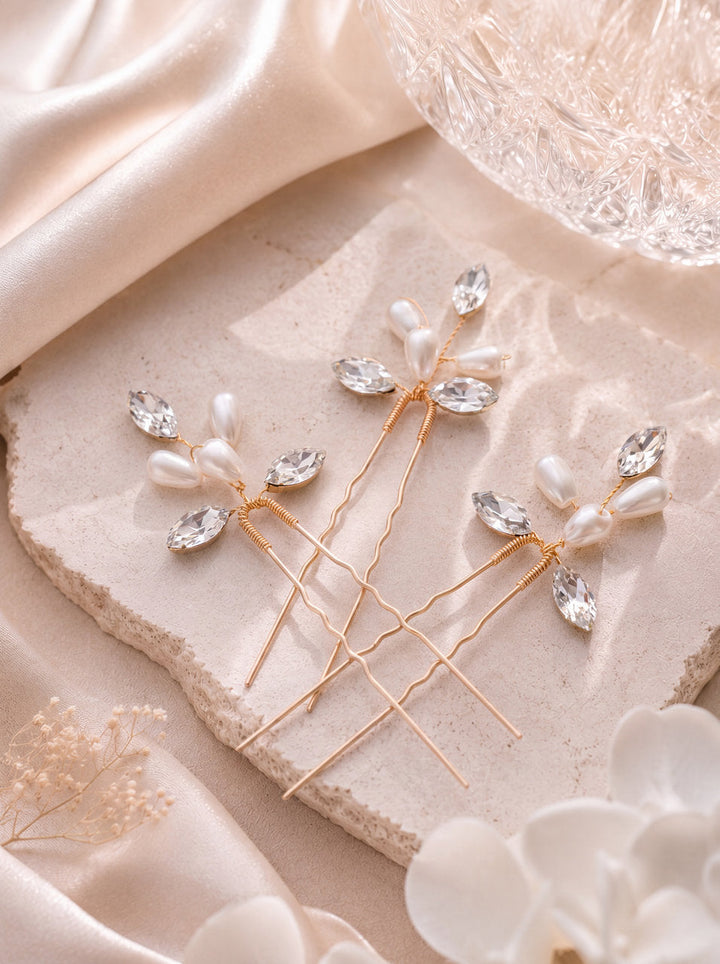 Lot de 3 épingles de mariée HP1026 – cristaux feuilles, dorées G.Westerleigh, photo portée 1