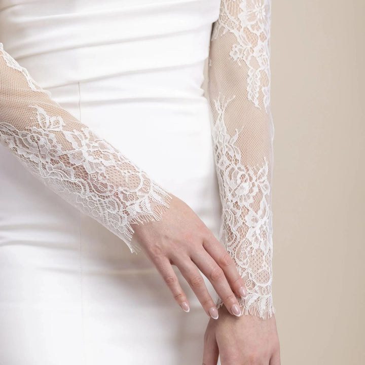 MANCHES DE MARIÉE EN DENTELLE CHANTILLY – PBA2045 Mas Accessoires