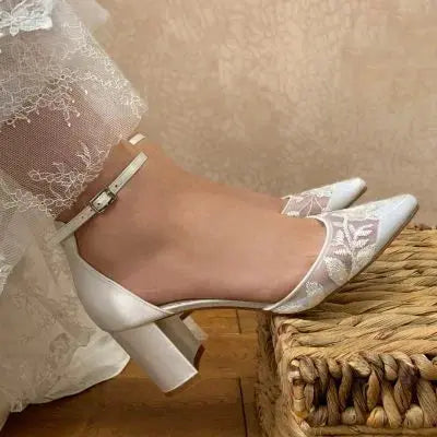 MILAN – SANDALES DE MARIÉE EN DENTELLE FLORALE | TALON BLOC 70 MM THE PERFECT BRIDAL COMPANY