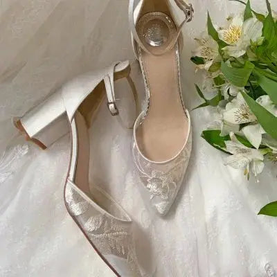 MILAN – SANDALES DE MARIÉE EN DENTELLE FLORALE | TALON BLOC 70 MM THE PERFECT BRIDAL COMPANY