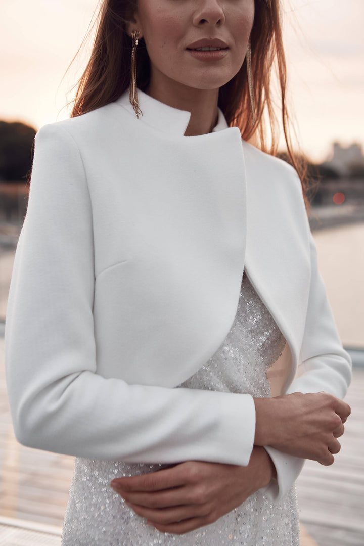 Veste de mariée courte en laine et cachemire, devant arrondi