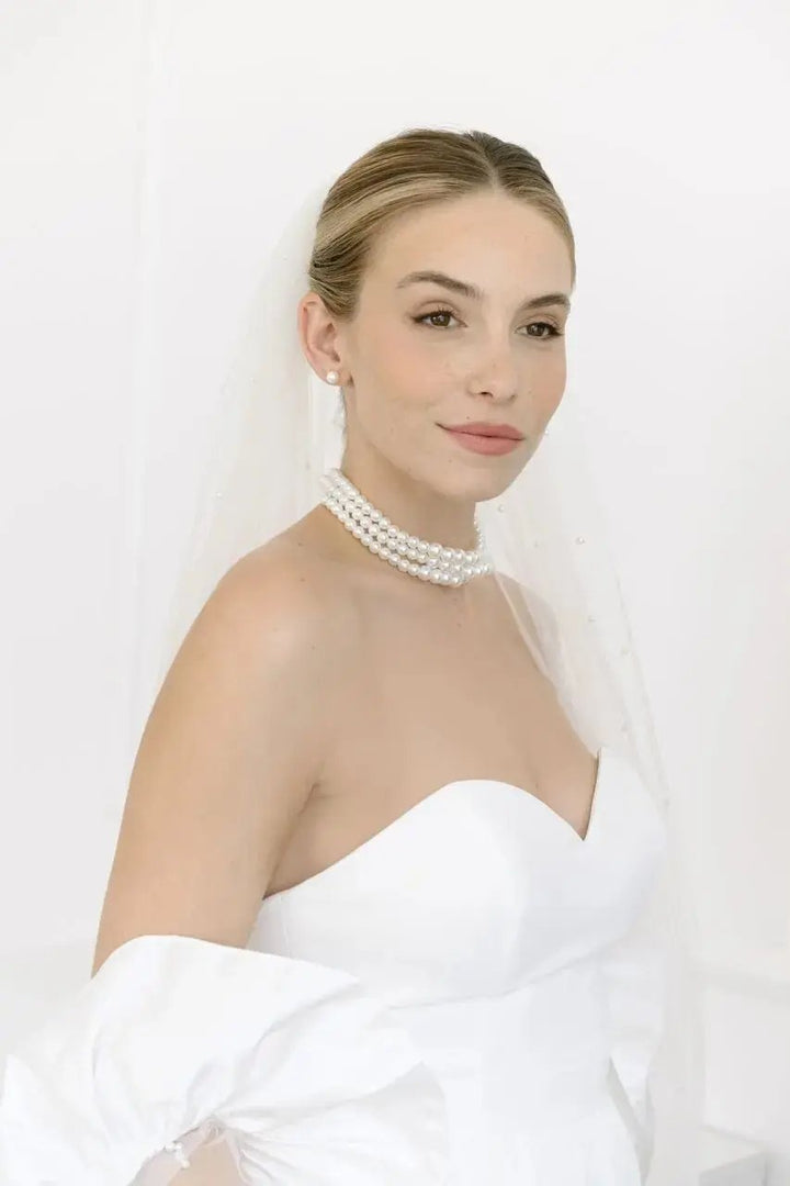 PARURE DE BIJOUX DE MARIÉE NS002 – CHOKER EN PERLES RAS DU COU ET BOUCLES D’OREILLES G.Westerleigh