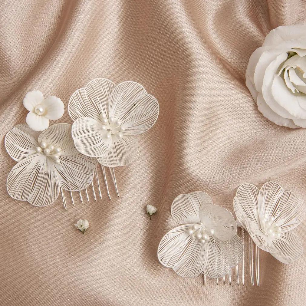 PEIGNE À CHEVEUX MARIAGE HC0416S – FLEURS EN RELIEF ET PERLES IVOIRE G.Westerleigh
