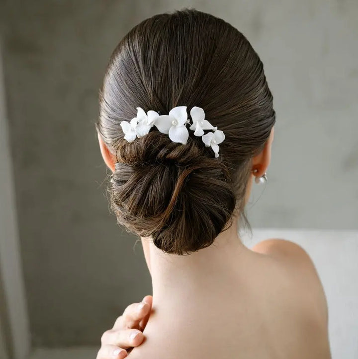PEIGNE MARIÉE HC0424 FLEURS BLANCHES & PERLES – ARGENTÉ G.Westerleigh