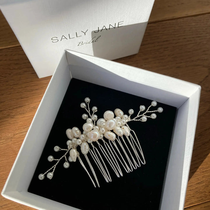 PEIGNE MARIÉE IZABELLA – PERLES D'EAU DOUCE, OR OU ARGENT SallyJaneBridal