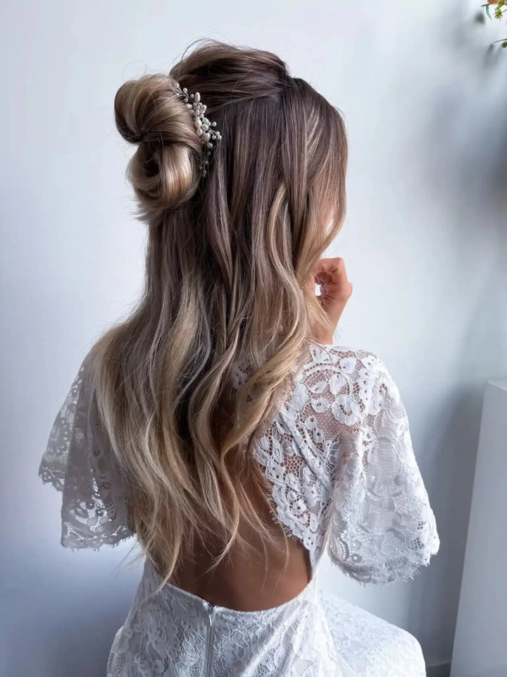 PEIGNE MARIÉE IZABELLA – PERLES D'EAU DOUCE, OR OU ARGENT SallyJaneBridal