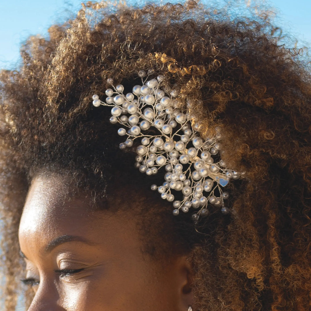 PINCE À CHEVEUX ASTRID – BARRETTE DE MARIÉE EN PERLES PLAQUÉ ARGENT, OR OU OR ROSE Ivory and co