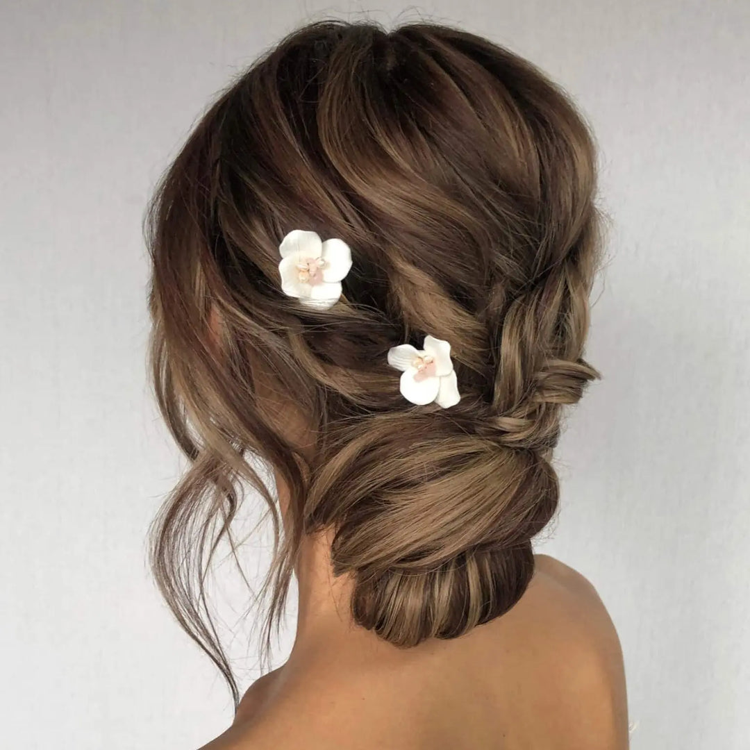 PINCE À CHEVEUX MARIÉE FEM – FLEURS CÉRAMIQUE, QUARTZ ROSE & PERLES (LOT DE 2) SallyJaneBridal