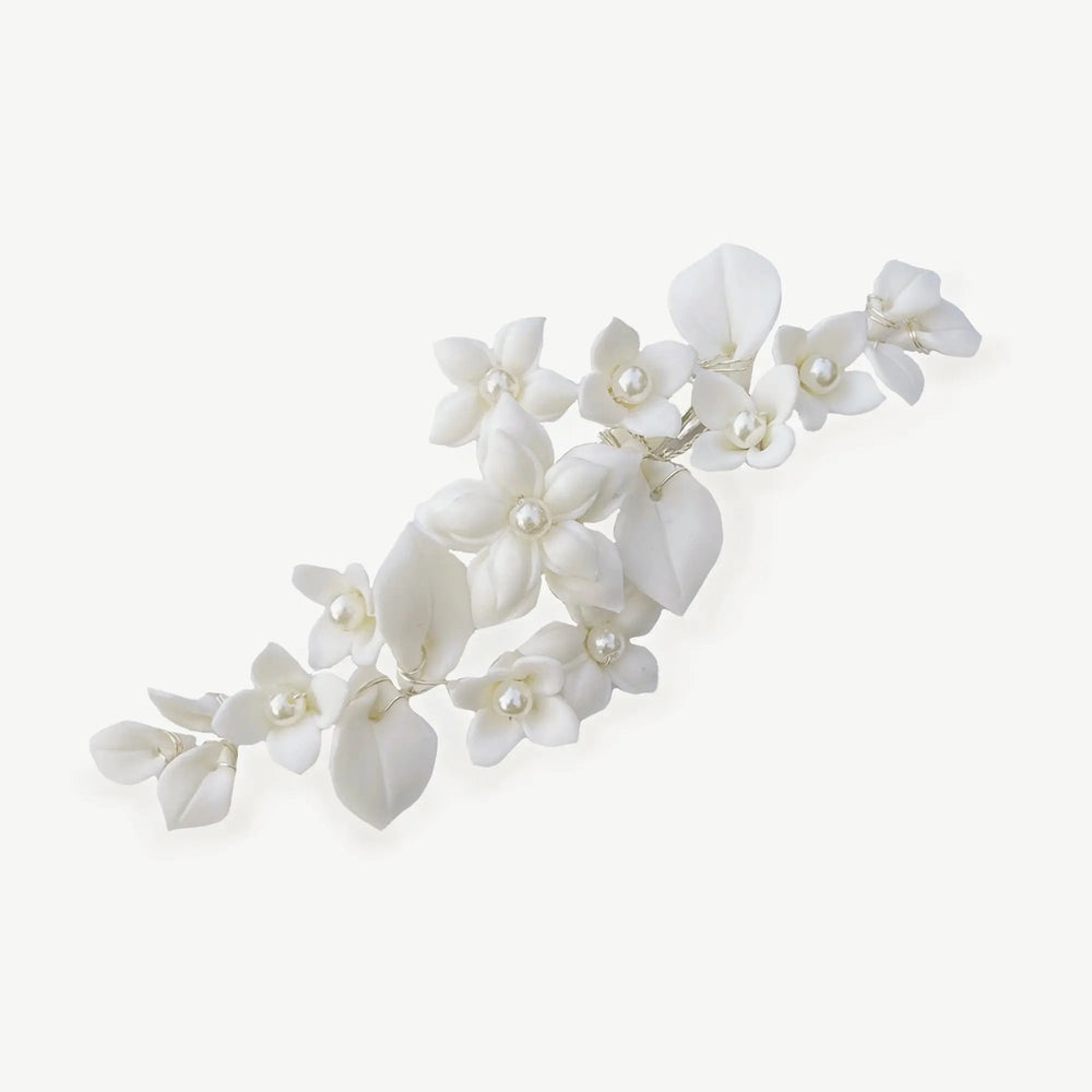 PINCE FLORALE DE MARIAGE PERCE NEIGE EN CÉRAMIQUE ET PERLES IVOIRE Ivory and co