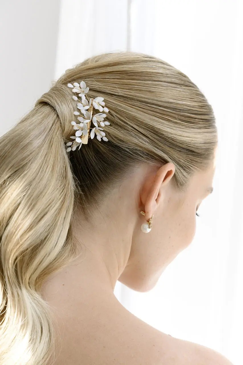 PINCE MARIAGE FLEURS 3D & PERLES – PLAQUÉ OR HC1243 G.Westerleigh