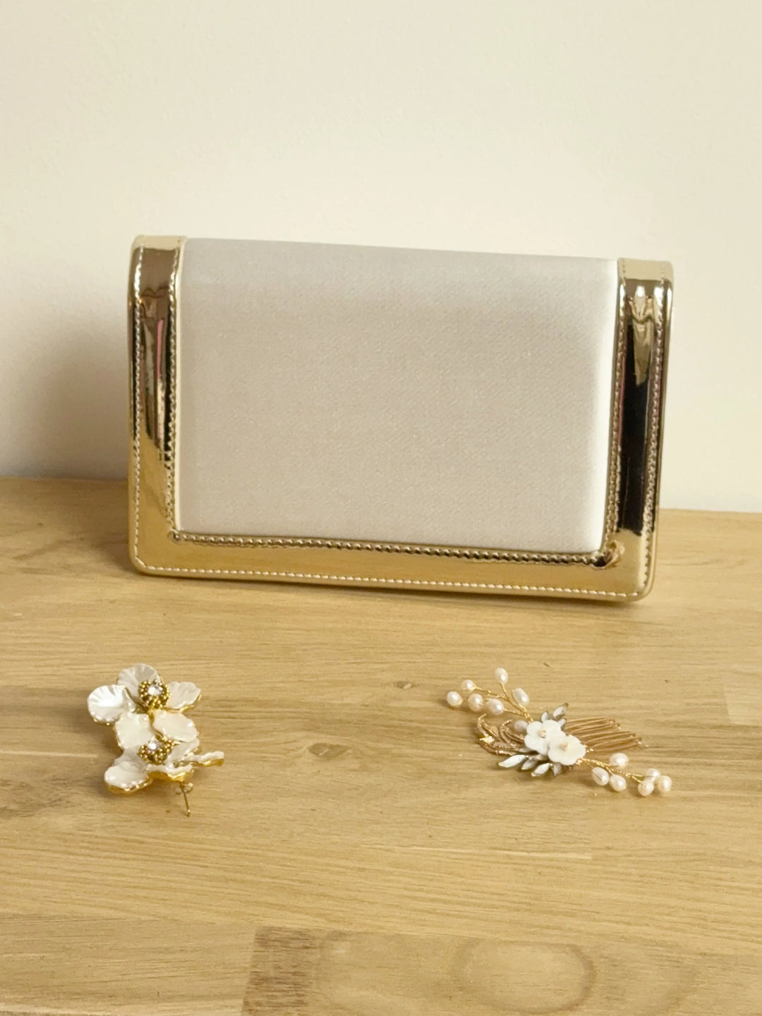 POCHETTE MARIAGE IVOIRE ET OR ZOE White Lady