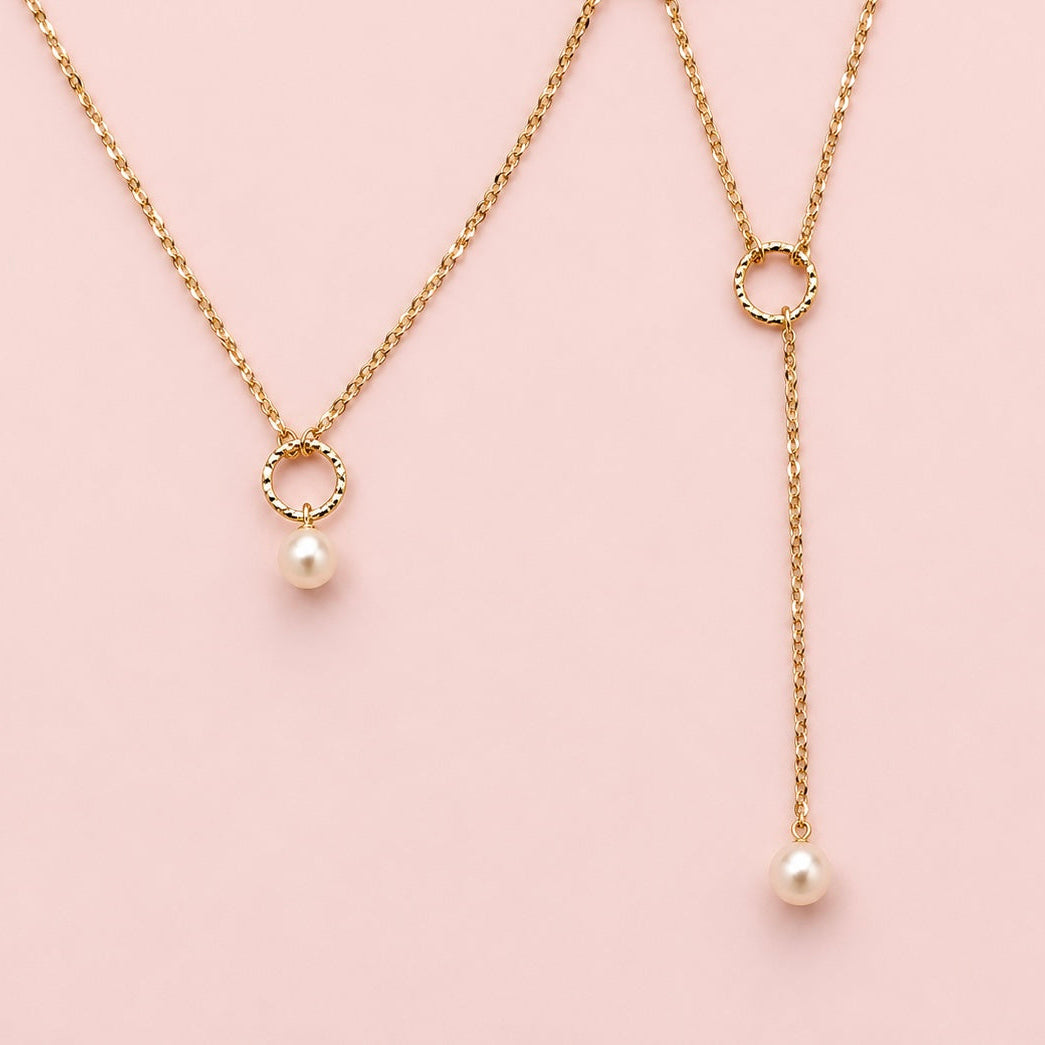 Parure de dos de mariée 18E145 – chaîne fine et perle nacrée Eglantine Créations