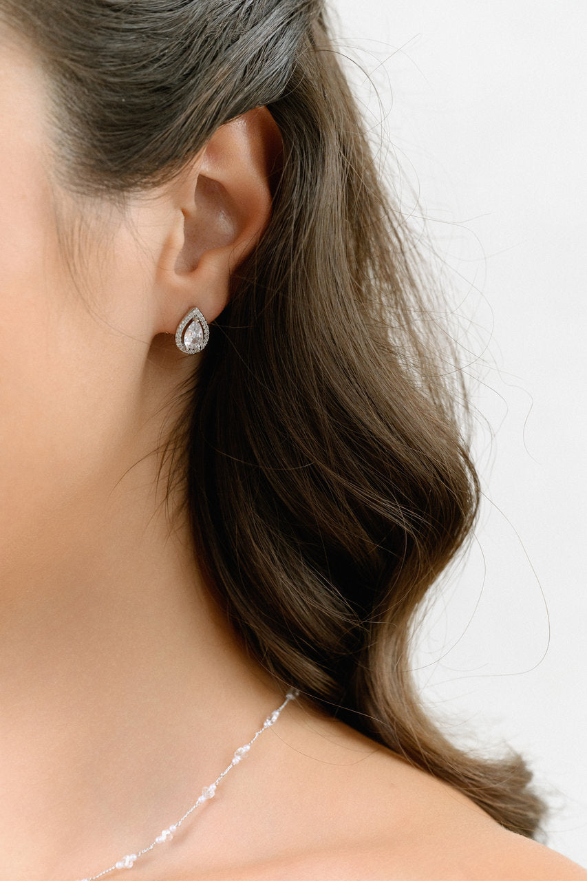 Parure de mariée NS00369 – feuilles zircons, argent G.Westerleigh, photo portée 3
