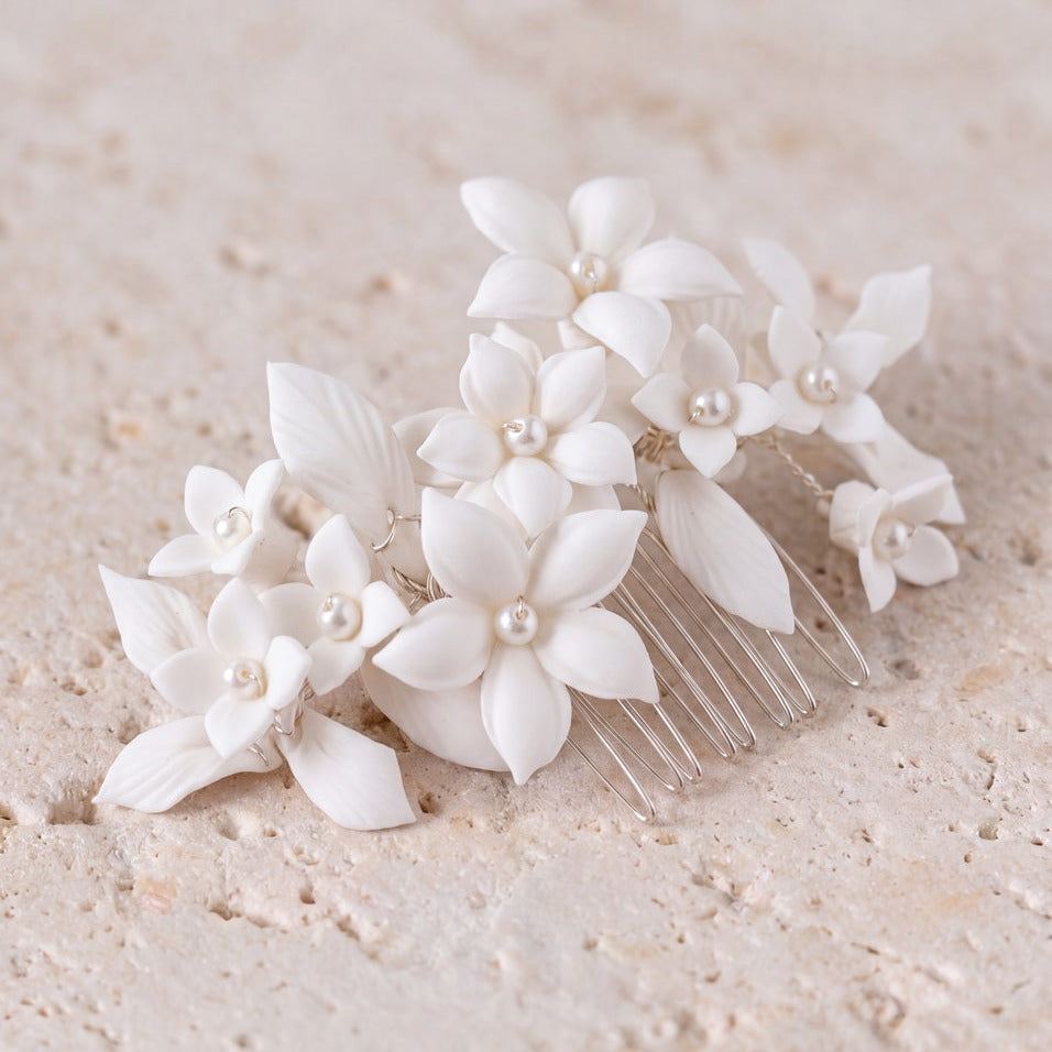 Peigne de mariée HC04 – fleurs blanches, argent G.Westerleigh