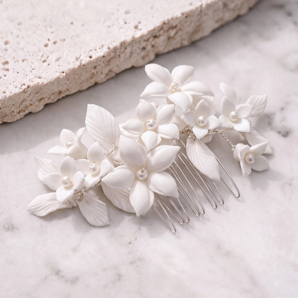 Peigne de mariée HC04 – fleurs blanches, argent G.Westerleigh