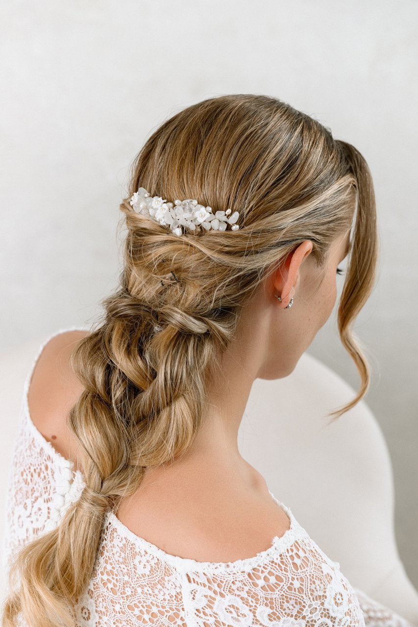 Peigne de mariée HC1014 – pierres naturelles et cristaux, argent G.Westerleigh, photo portée 1