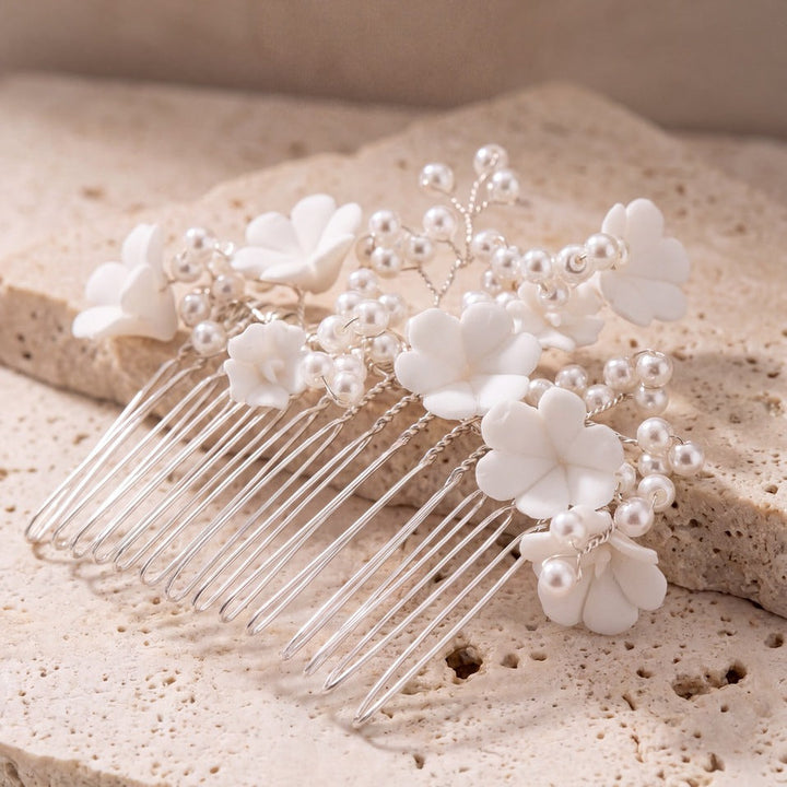 Peigne de mariée HC1025 – fleurs blanches et perles, argent G.Westerleigh