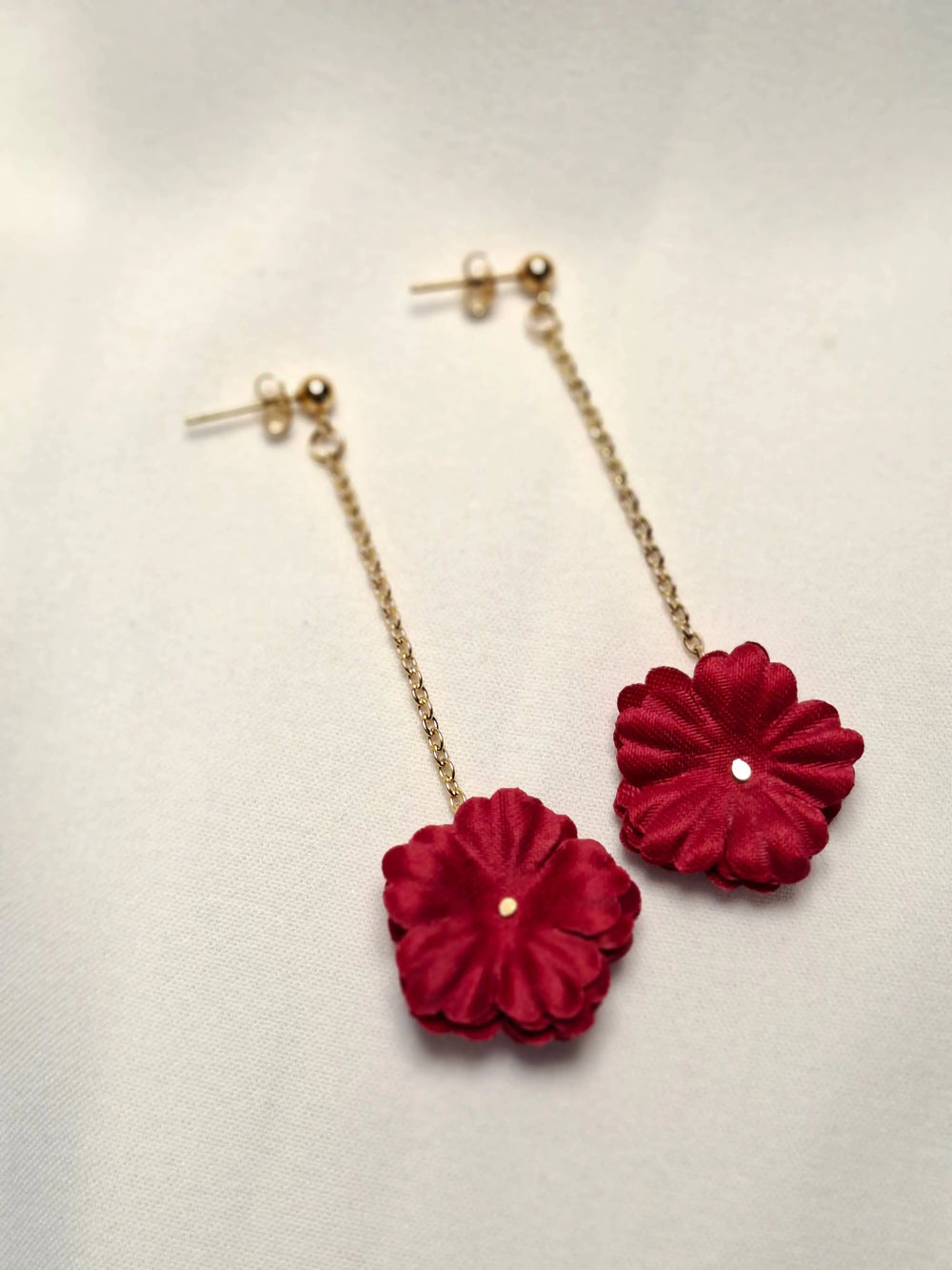 Pendantes fleurs en tissu bordeaux- bijoux bohèmes. : Or L'atelier du 6