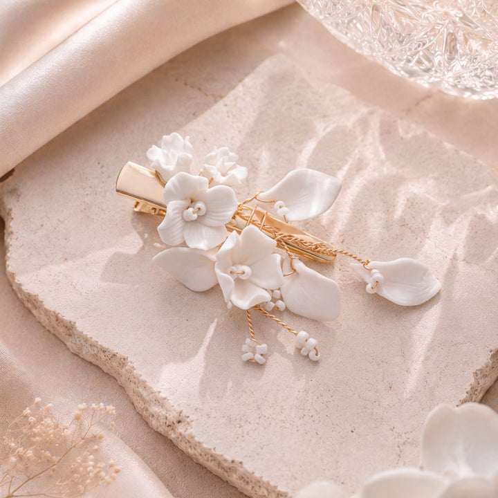 Pince de mariée HC1006 – fleurs blanches, dorée G.Westerleigh