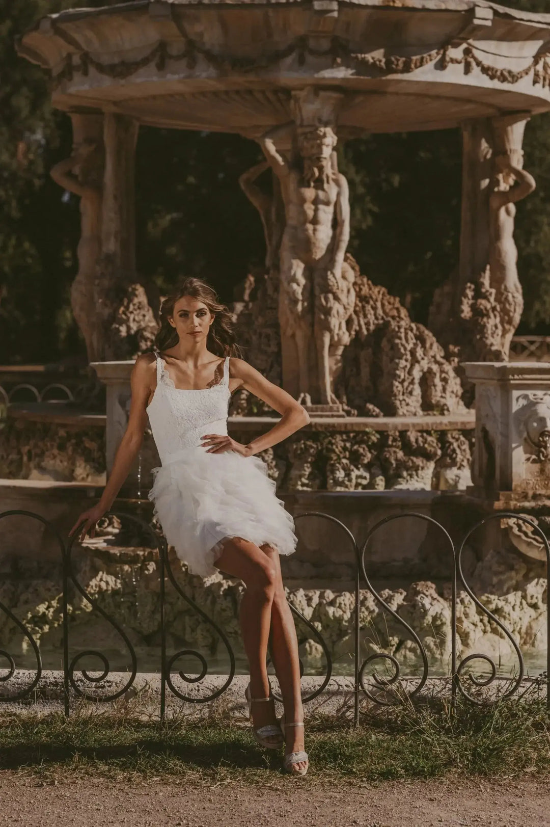 ROSALIA – JUPE COURTE MARIÉE TULLE À VOLANTS – SD47 Novias