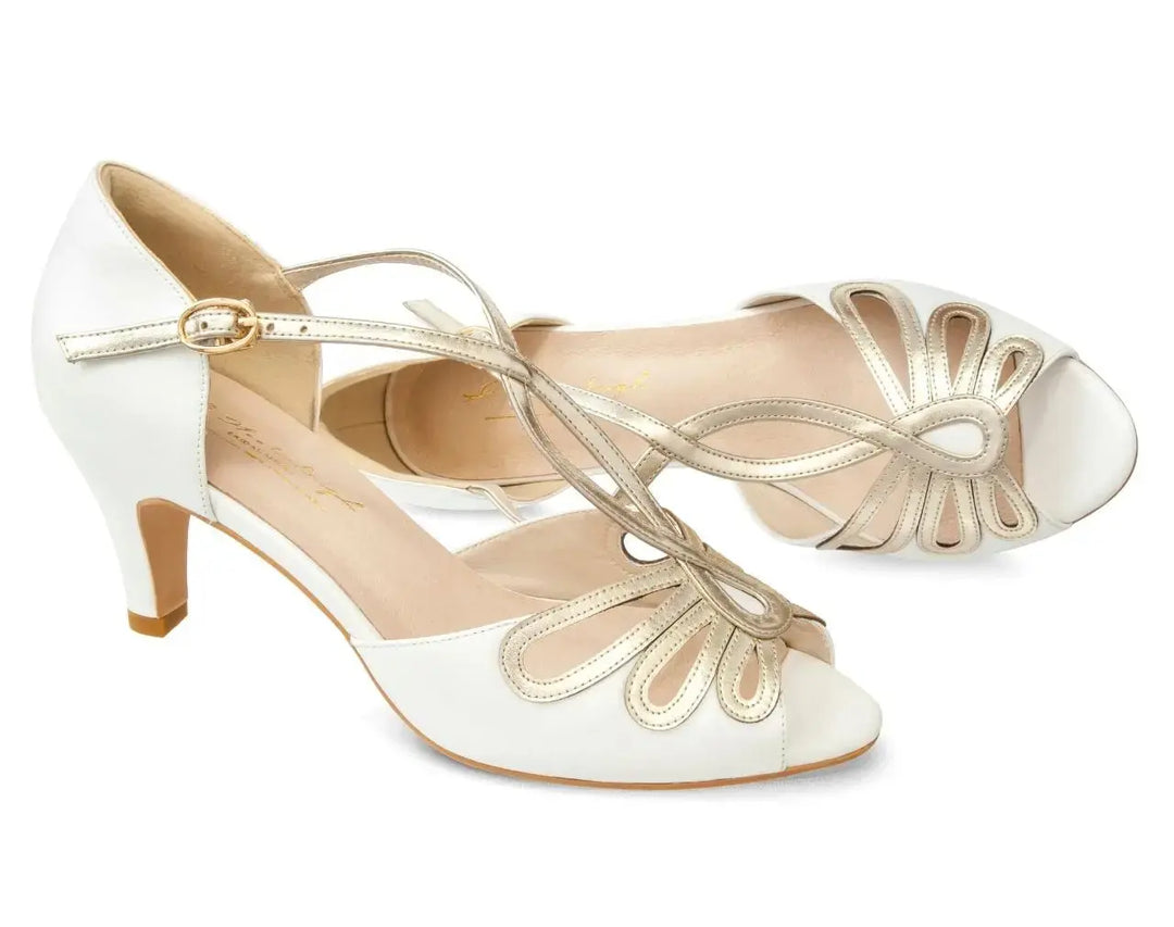 SANDALES DE MARIÉE JANINE – CUIR IVOIRE ET BRIDES DORÉES AU DÉCOUPAGE LASER G.Westerleigh