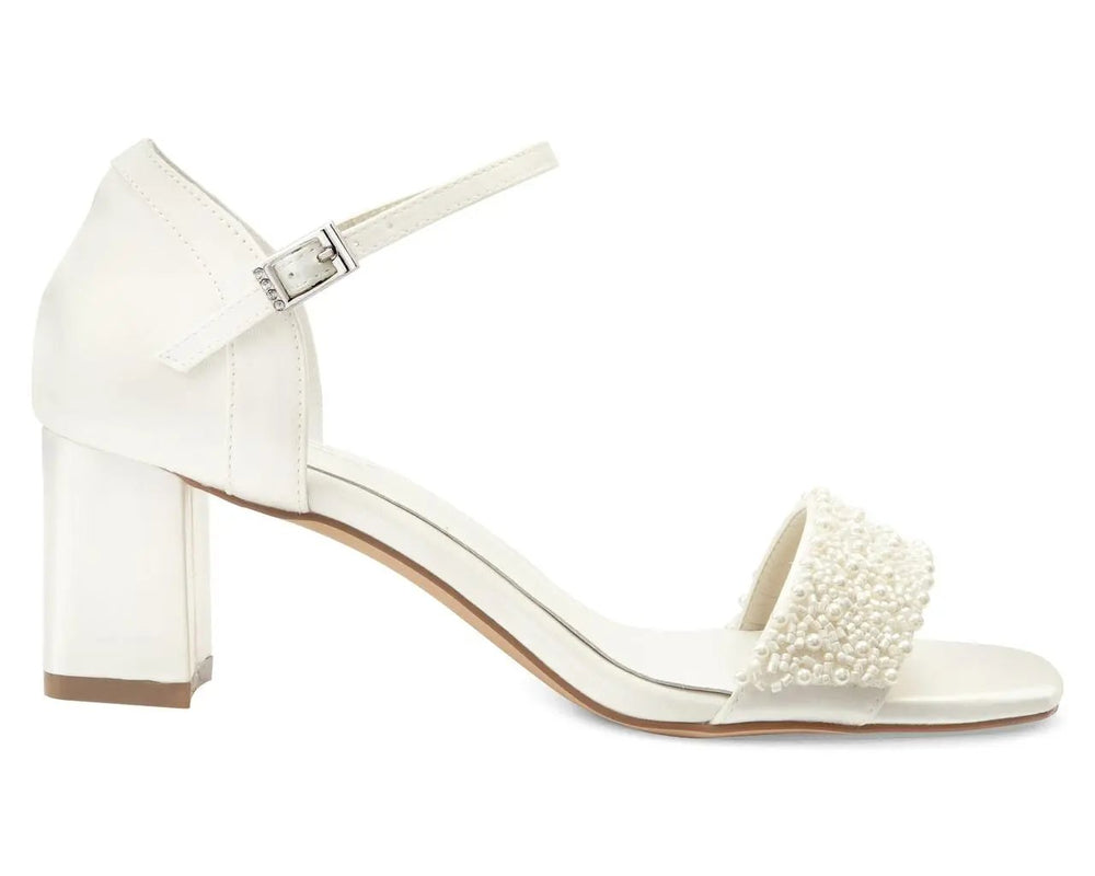 SANDALES DE MARIÉE LAUREN – SATIN IVOIRE ET PERLES, TALON BLOC CONFORTABLE G.Westerleigh