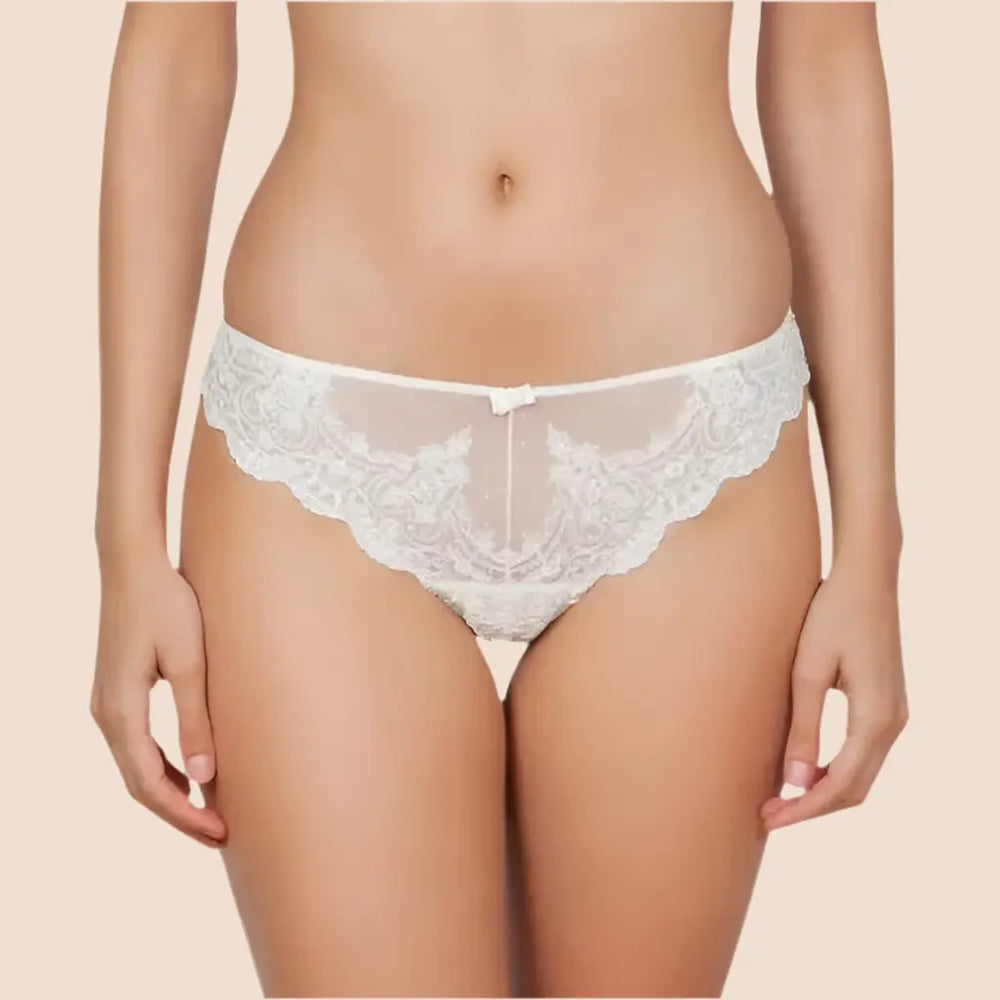 STRING BRÉSILIEN BRODÉ HERITAGE Yvette Bridal