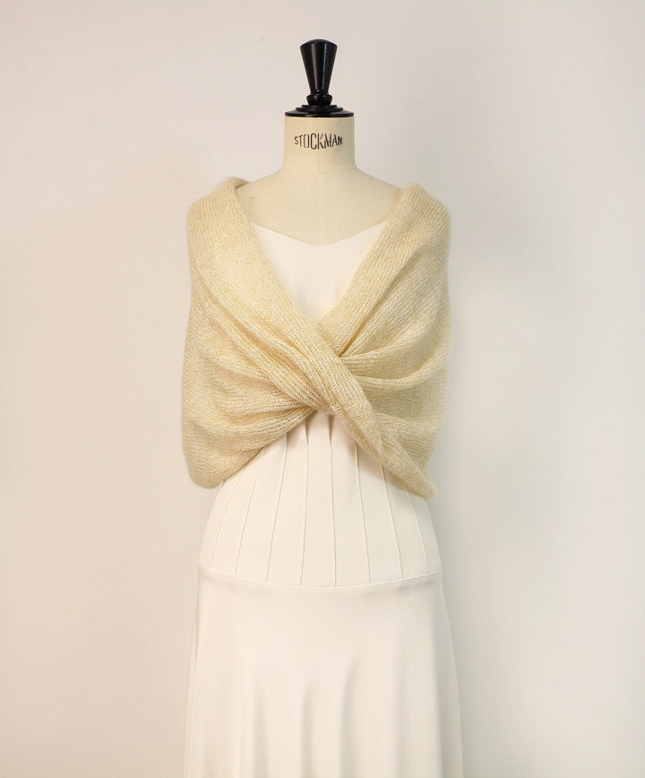 Détail du fil doré du snood de mariée Doré, Nodi Atelier