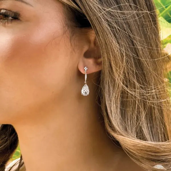 TETBURY – BOUCLES D’OREILLES GOUTTE CRISTAL Ivory and co