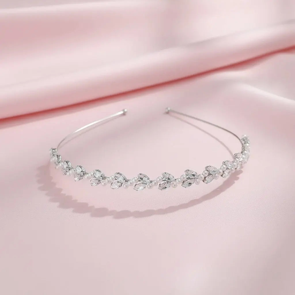 TIARE MARIÉE TR2954 CRISTAUX & PERLES – FINITION RHODIUM G.Westerleigh