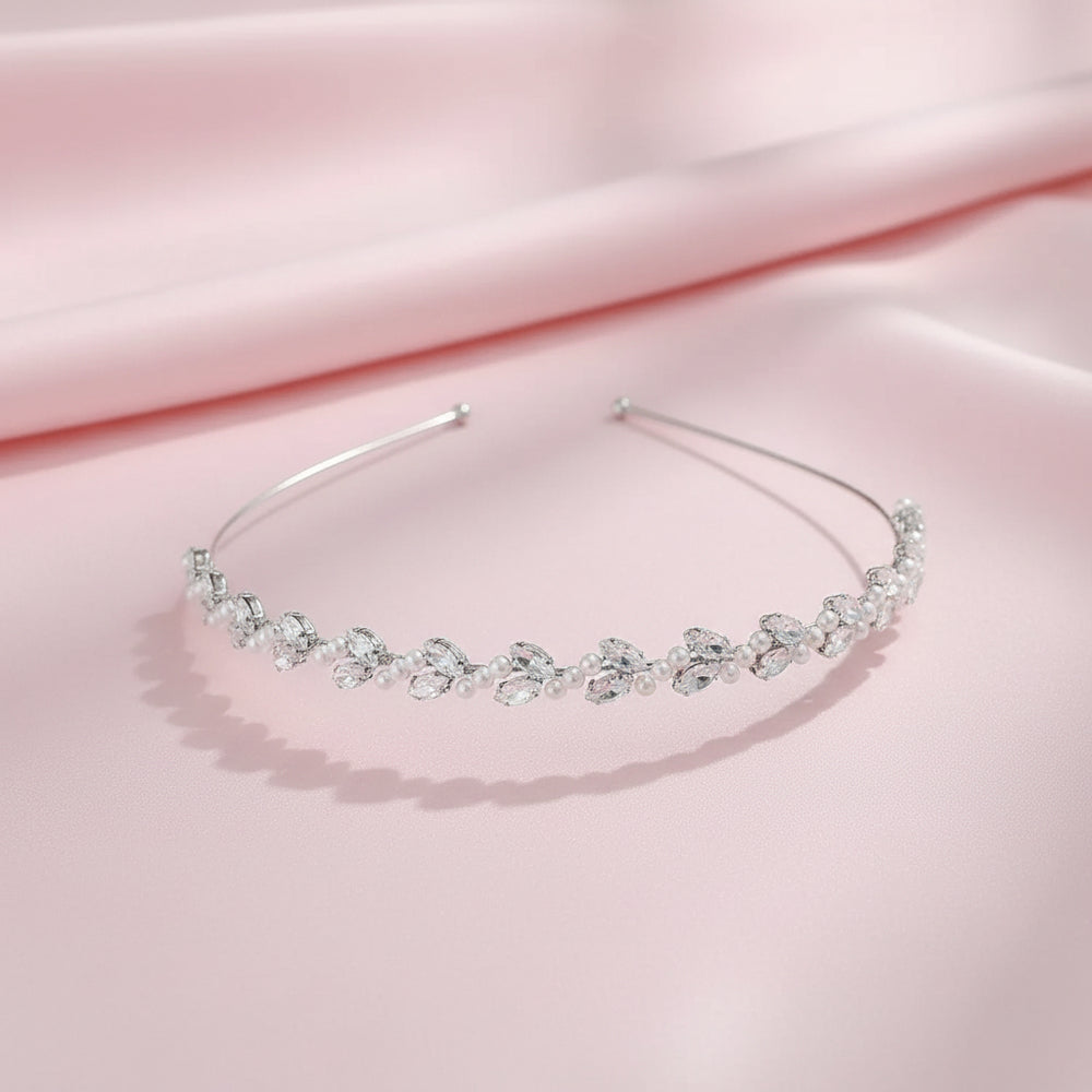 TIARE MARIÉE TR2954 CRISTAUX & PERLES – FINITION RHODIUM G.Westerleigh