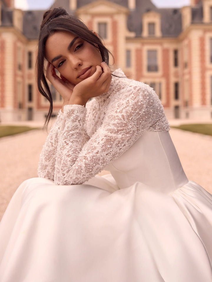 TOP DE MARIÉE EN DENTELLE COL MONTANT & MANCHES LONGUES – IVOIRE | E513 BIANCO EVENTO