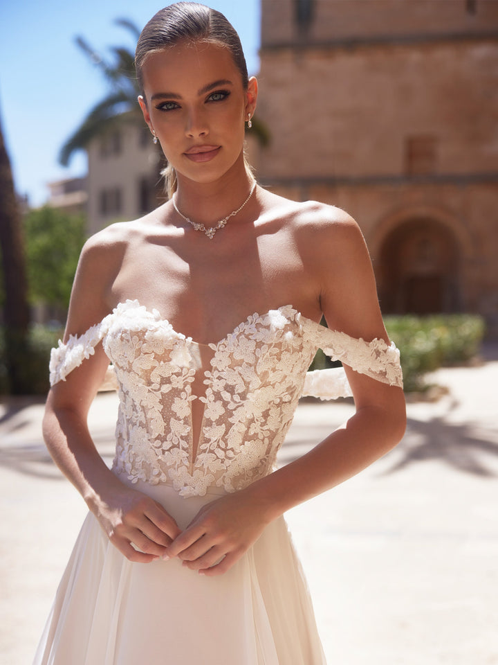 Top bustier de mariée E471 en dentelle et tulle ivoire à décolleté en cœur, Bianco Evento