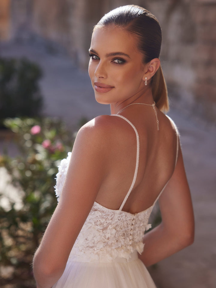 Top bustier de mariée E482 ivoire, vue complémentaire du dos boutonné Bianco Evento