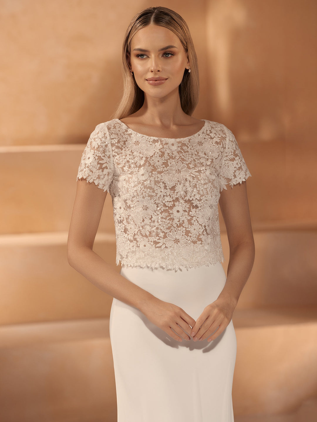 TOP DE MARIÉE E421 EN DENTELLE IVOIRE – COL ROND Bianco Evento