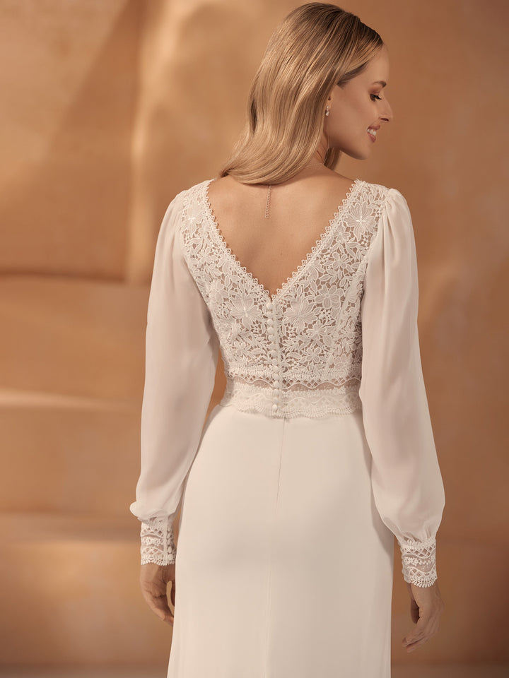 TOP DE MARIÉE E425 EN DENTELLE ET MOUSSELINE IVOIRE – VUE D’ENSEMBLE Bianco Evento