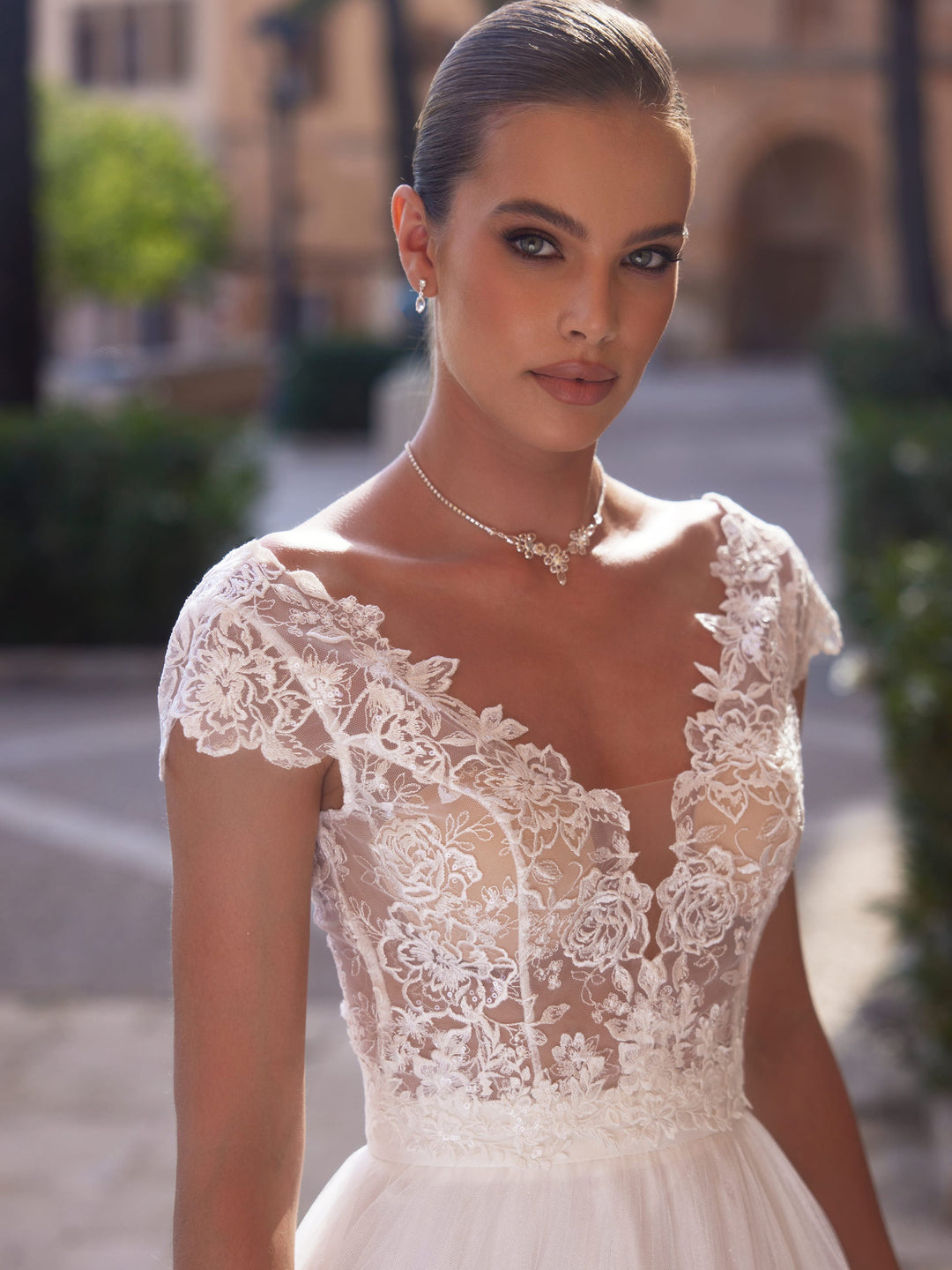 Top de mariée E454 en dentelle ivoire à manches papillon, Bianco Evento
