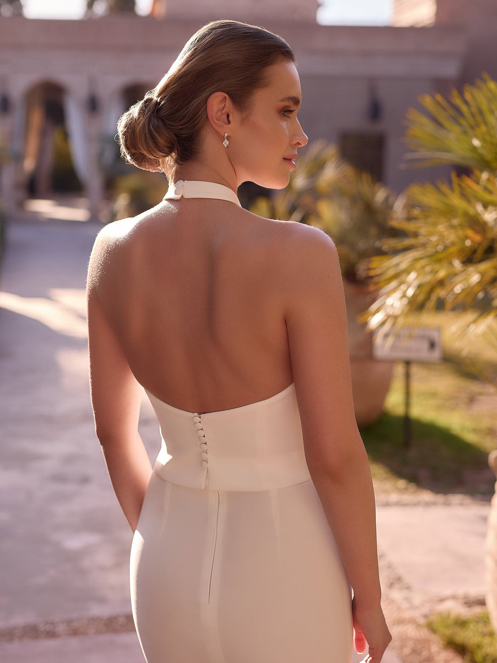 Top de mariée E500 en crêpe stretch, vue de dos boutonnée